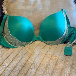 Victoria's Secret Teal Lace Bra